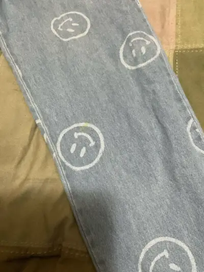 Jeans talla 38-40 con detalle - miniatura 2
