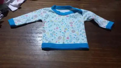 Vendo bolsas de ropita bebé niña - miniatura 3