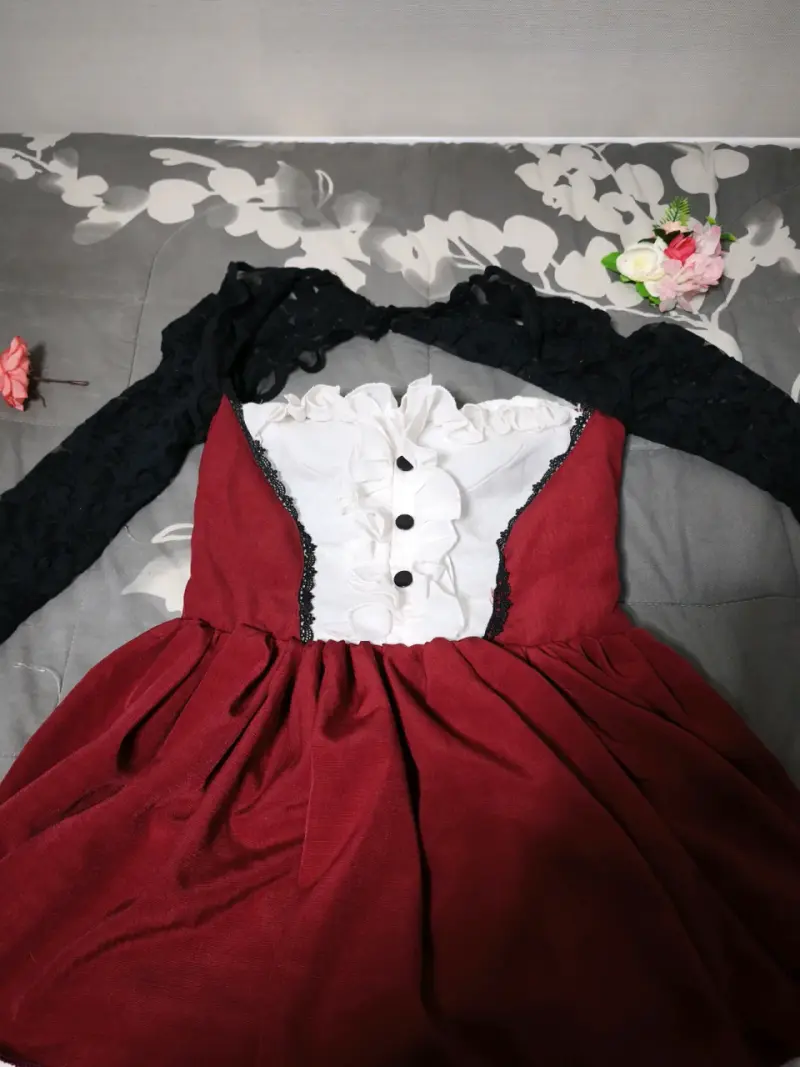 Vestido jirai key rojo con encaje negro - 2