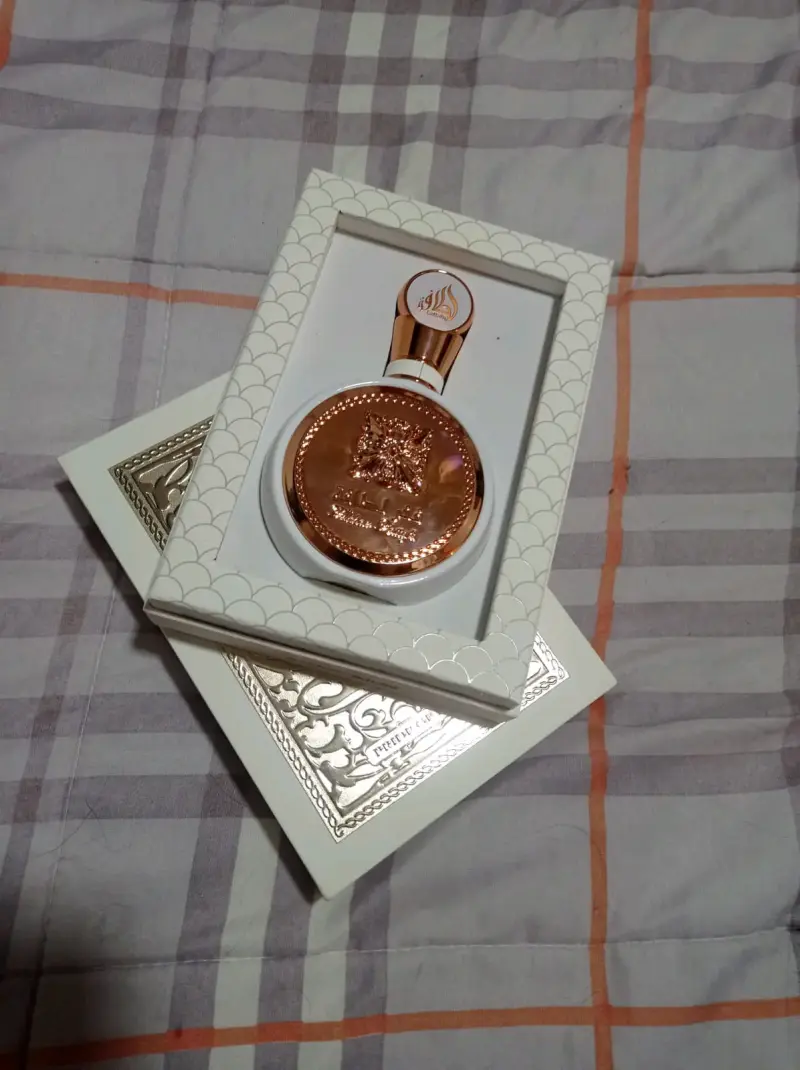 Perfume Oriental Unisex con Notas Florales y Frutales - 2