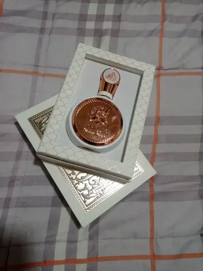 Perfume Oriental Unisex con Notas Florales y Frutales - miniatura 2