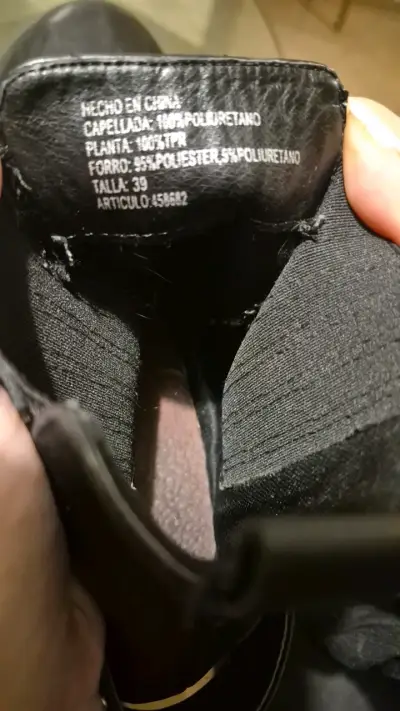 Botines negros con tachas - miniatura 4