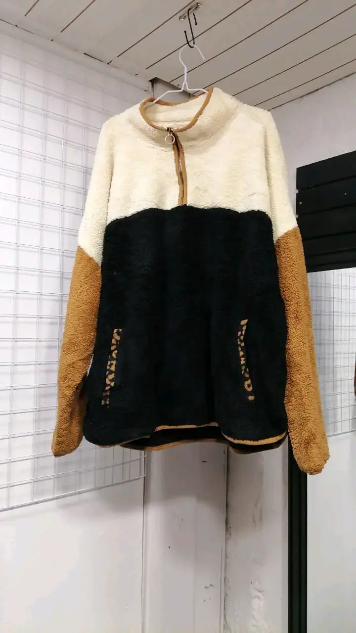 Chaqueta polar tricolor con cierre