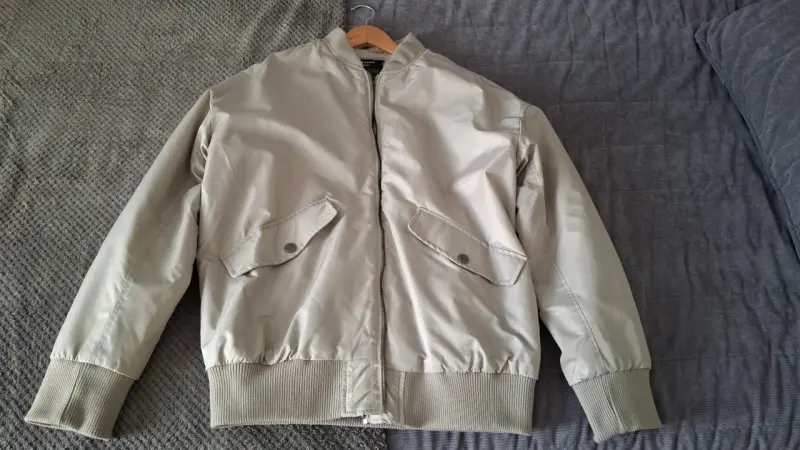 Chaqueta bomber beige para hombre - 1