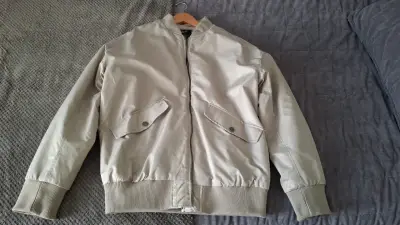 Chaqueta bomber beige para hombre - miniatura 1