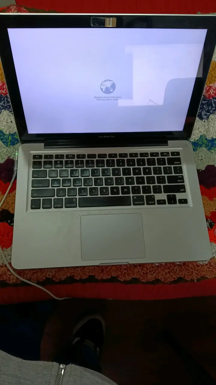 MacBook Pro - 1