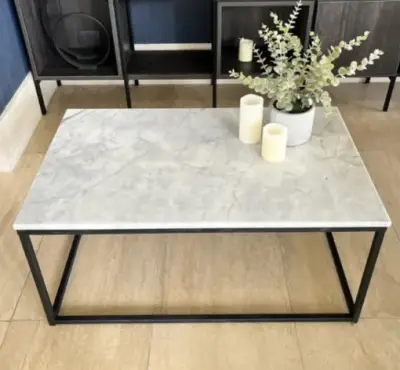 Mesa de centro de mármol con estructura metálica - miniatura 1