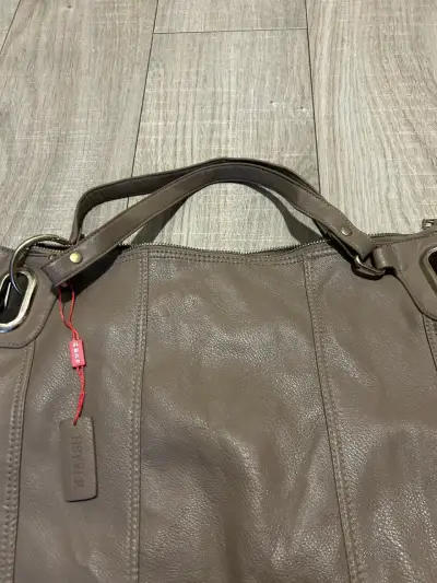 Bolso de eco  cuero marrón con asas resistentes - miniatura 5