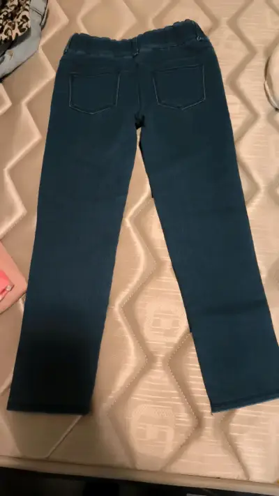 Jeans ajustados azul oscuro para niña - miniatura 3