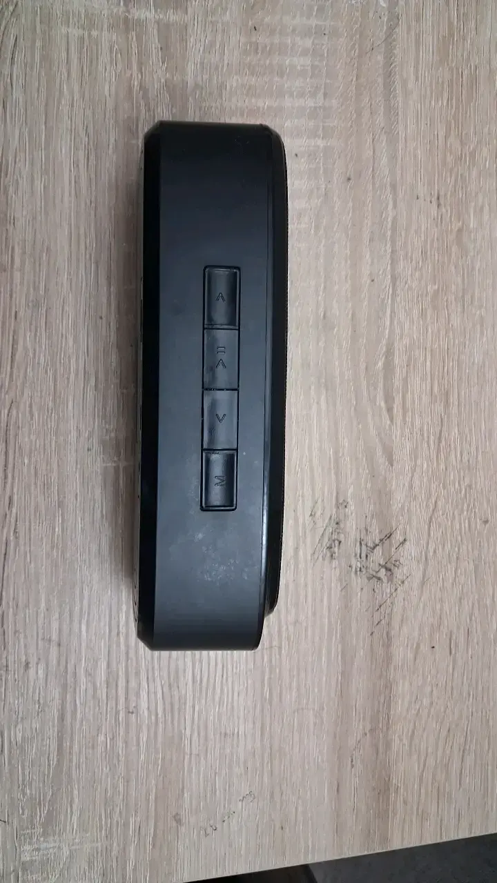 Parlante portátil Bluetooth negro - 5