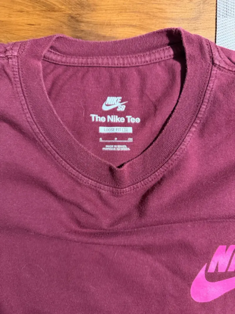 Polera Nike SB burdeos para hombre - 3
