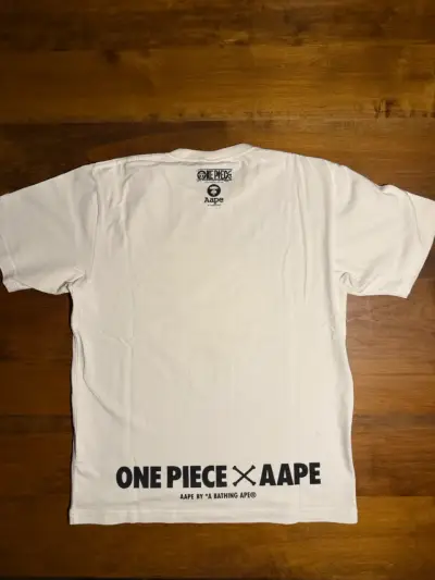 Polera blanca One Piece x AAPE - miniatura 2