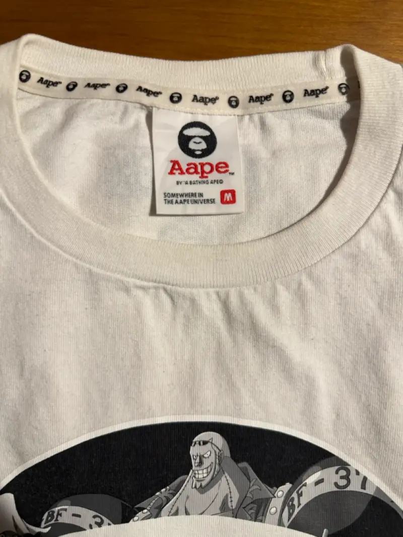 Polera blanca One Piece x AAPE - 3