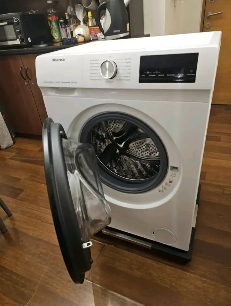 Lavadora Hisense 10/6 kg con vapor - 3