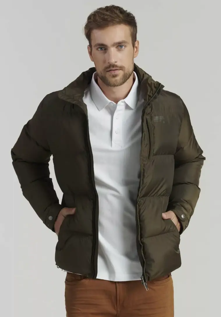 Chaqueta acolchada verde oliva para invierno - 3