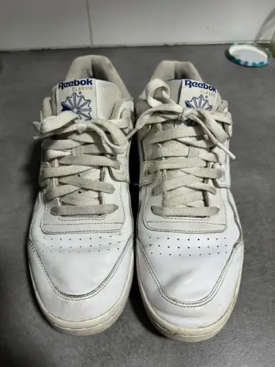 Zapatillas Reebok Classic blancas usadas - miniatura 1