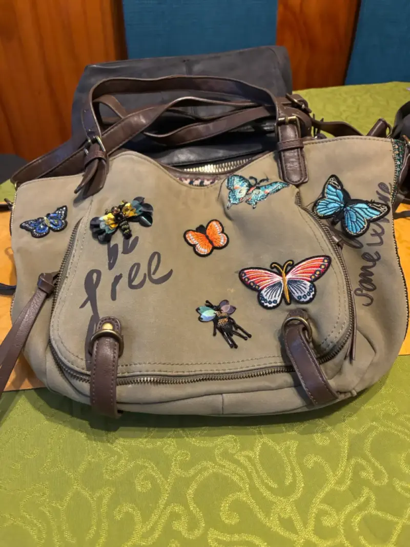 Bolso de tela con diseño de mariposas - 2