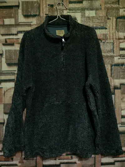 Suéter de polar negro con cierre para hombre - miniatura 1