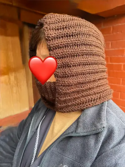 Balaclava de crochet hecha a mano - miniatura 2