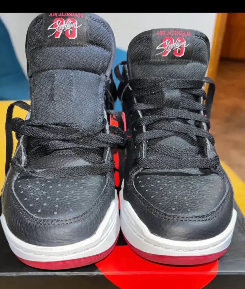 Zapatillas Nike Air Jordan Retro Negras - 2