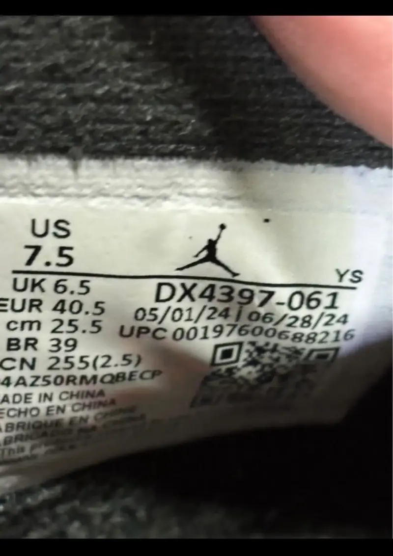Zapatillas Nike Air Jordan Retro Negras - 6