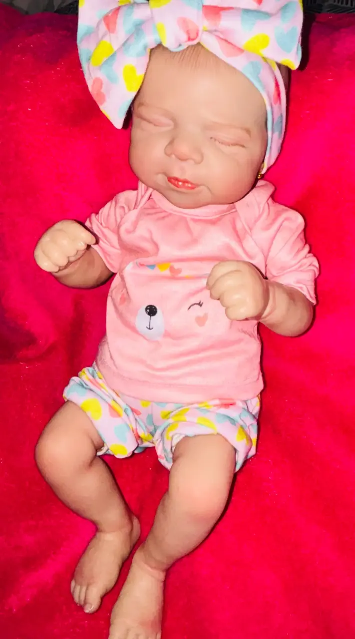 Muñeca Reborn Realista con Ropa y Accesorios - 5