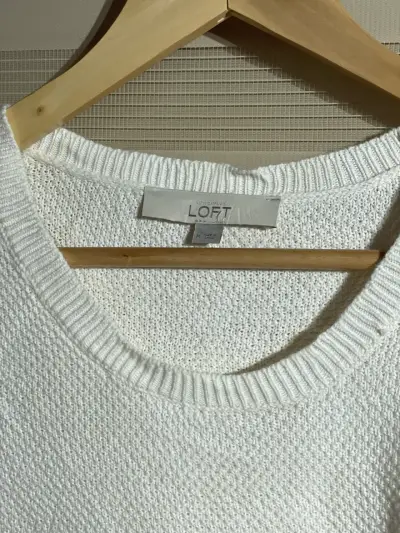 Suéter Blanco de Mujer Loft en Buen Estado - miniatura 3