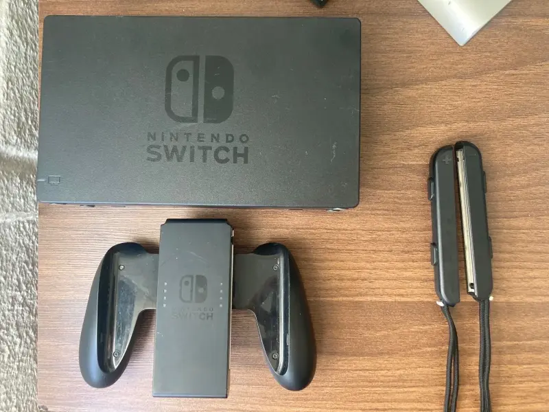 Consola Nintendo Switch con Joy-Con - 2