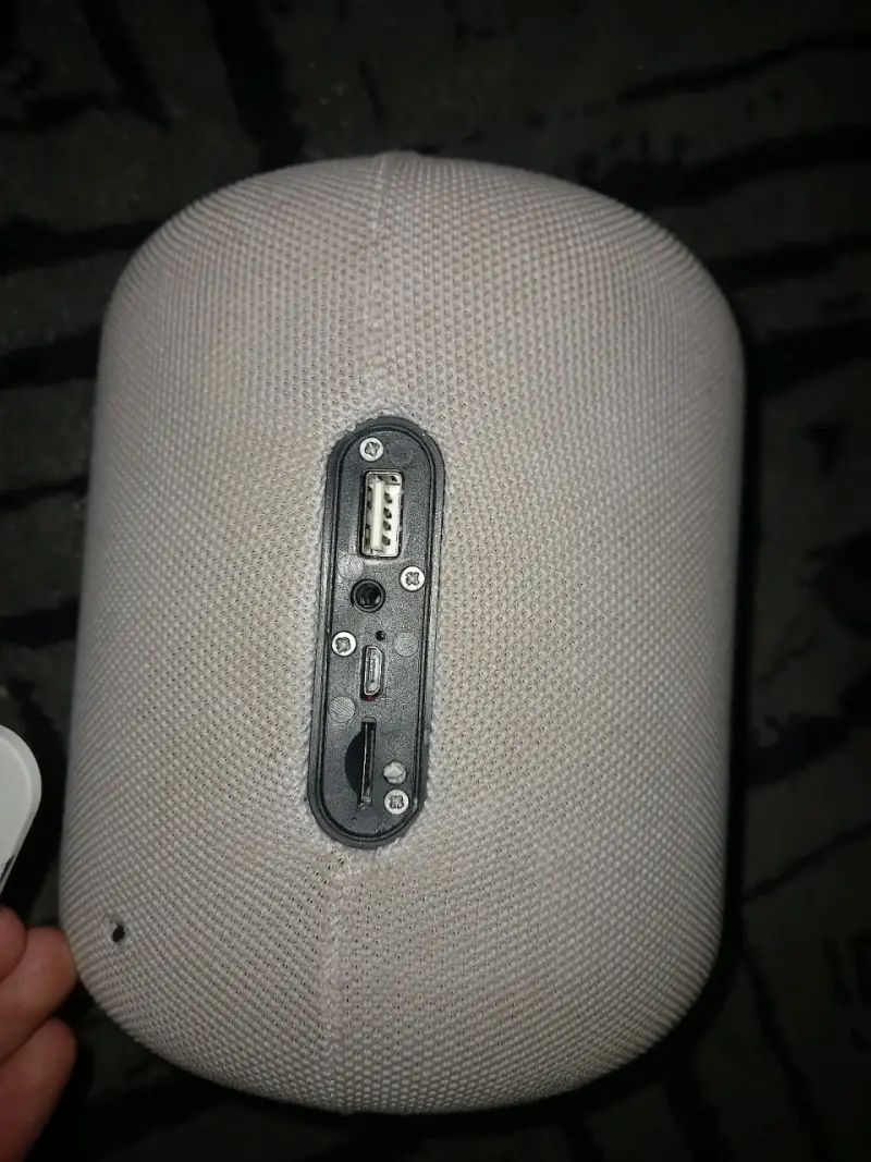 Parlante Bluetooth con Control Táctil - 2