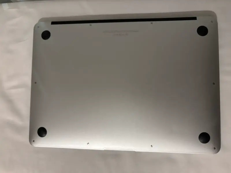 MacBook Air en buen estado con pantalla Retina - 5