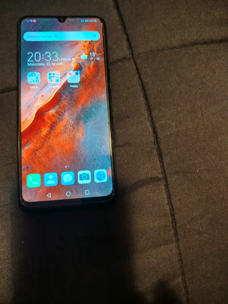 Smartphone Huawei con funda protectora - 3