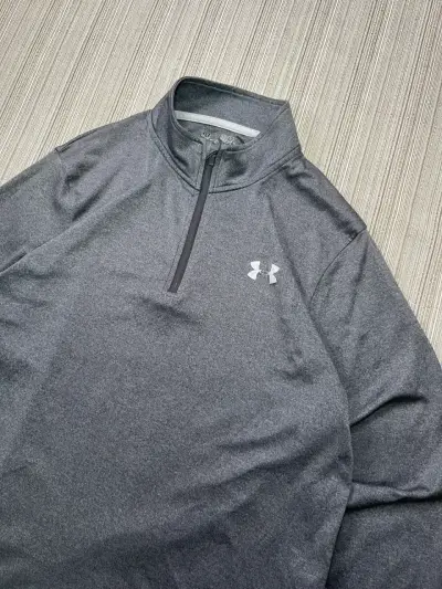 Polerón deportivo gris Under Armour con cierre - miniatura 2
