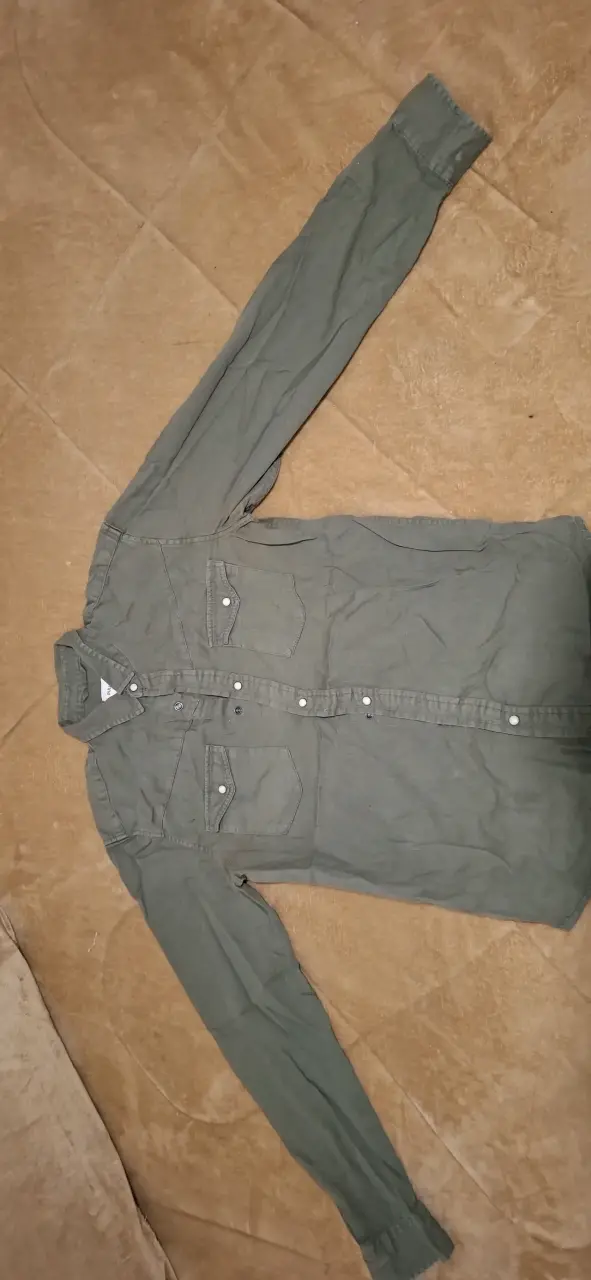 Camisa verde de hombre manga larga - 2