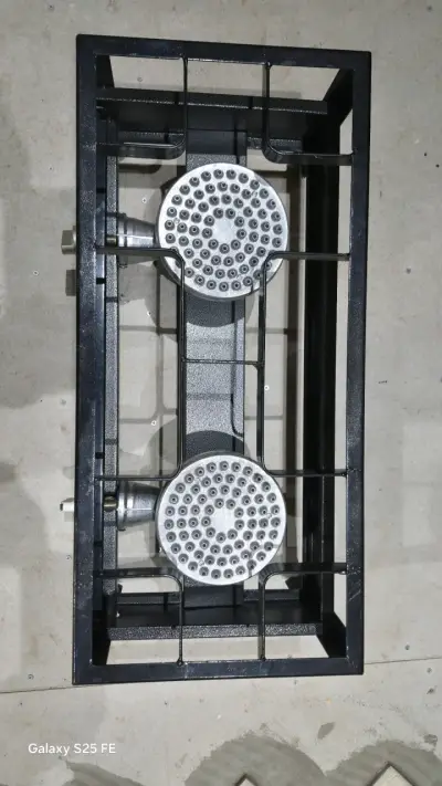 Cocina a gas de dos quemadores para exteriores - miniatura 1