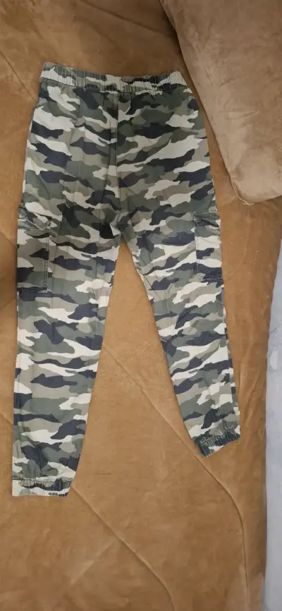 Pantalones cargo camuflados para hombre - miniatura 1