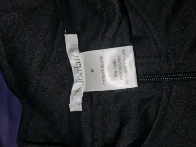 Chaqueta deportiva negra con rayas blancas - miniatura 2