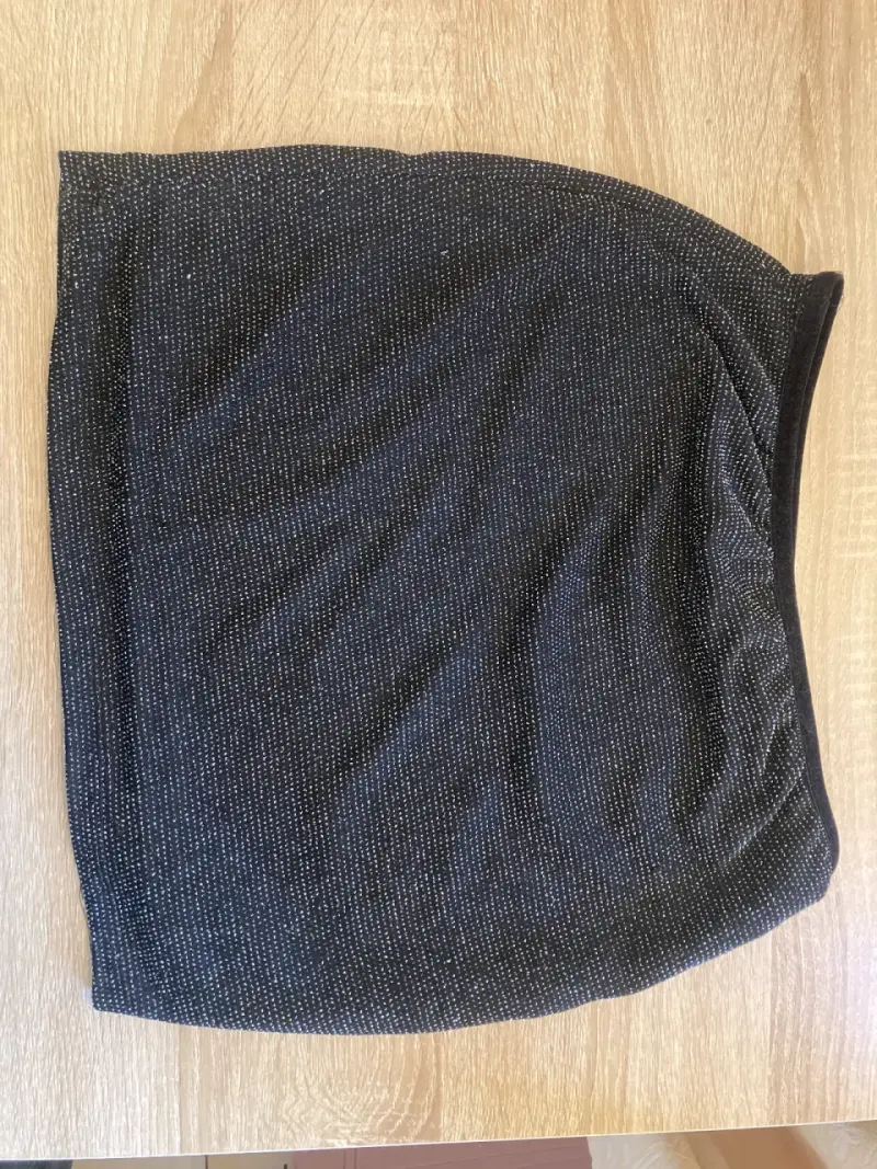 Falda corta negra con brillo para mujer - 2