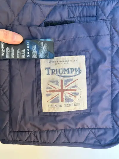 Chaqueta de cuero Triumph para motociclista - miniatura 5