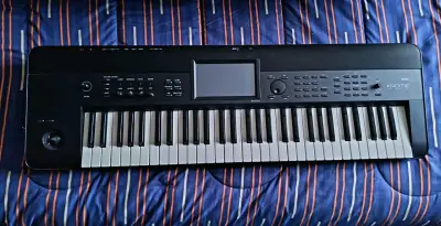 Teclado Sintetizador Korg Krome 61 workstation - miniatura 1
