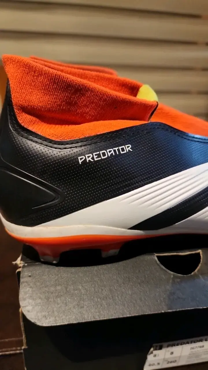 Botines de fútbol Adidas Predator League FG 40.5 - 4