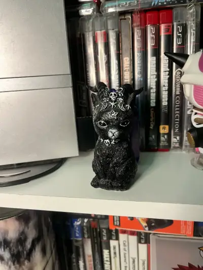 Figura decorativa de gato negro esotérico - miniatura 2