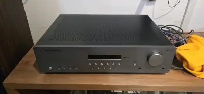 Amplificador Cambridge AXR100 en buen estado - miniatura 1