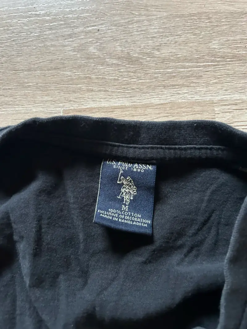 Polera negra U.S. Polo Assn de algodón - 3