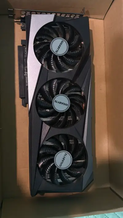 Tarjeta de Video Radeon Gigabyte Gaming OC Radeon - miniatura 1