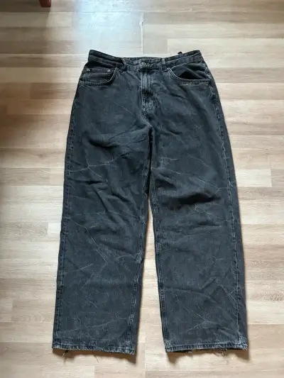 Jeans negros de mezclilla Zara para hombre - miniatura 1