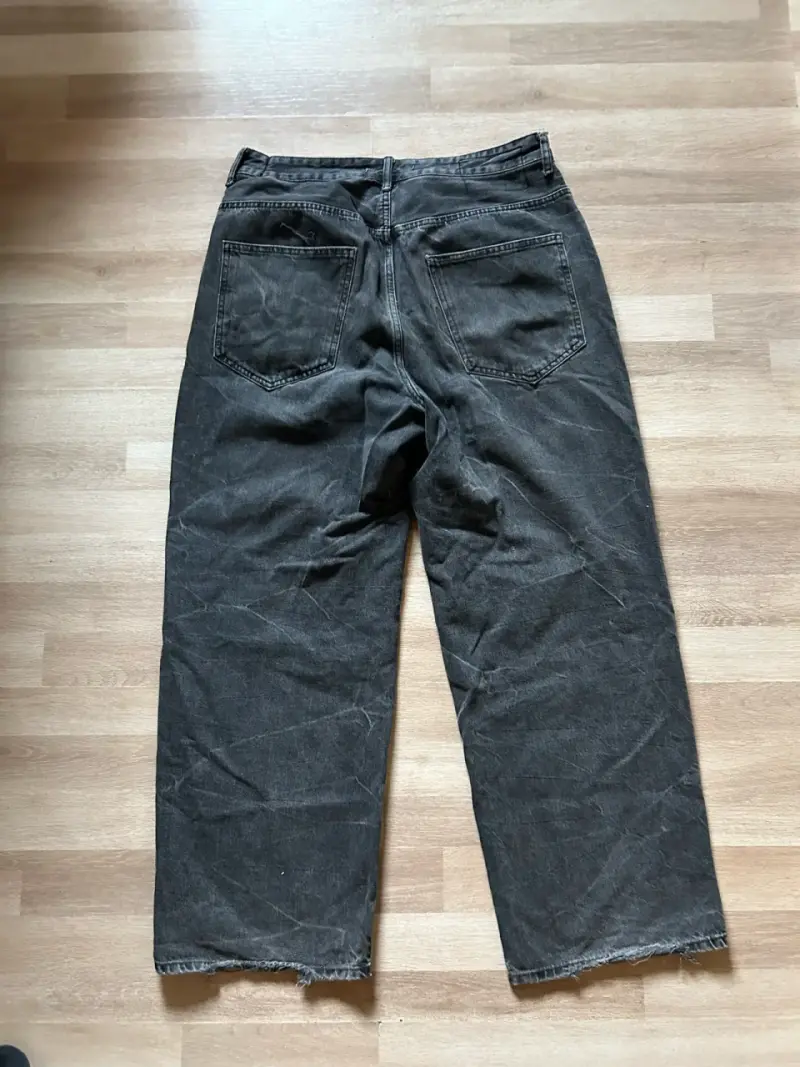 Jeans negros de mezclilla Zara para hombre - 3