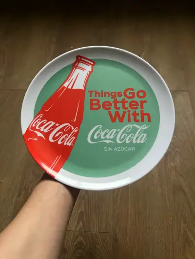 Set de 6 Platos Coleccionables Coca-Cola Melamina - miniatura 4