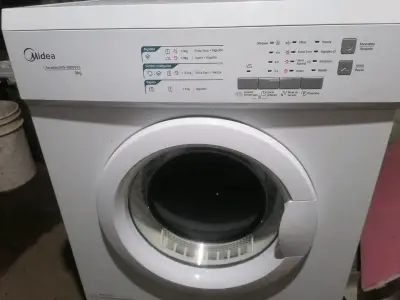 Secadora Midea 9kg MSV-90B03E en buen estado - miniatura 1