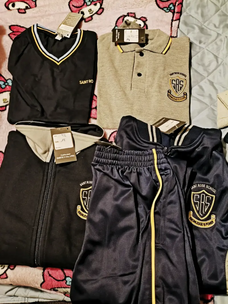 Uniforme escolar completo Saint Rose School - 1