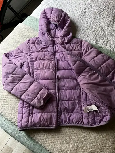 Chaqueta acolchada morada con cierre - miniatura 3